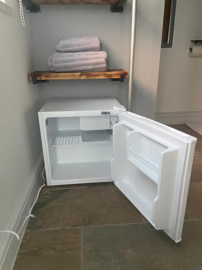 Adorable Bedsit For You, Partner And Your Pet! Stepaside  Exterior photo